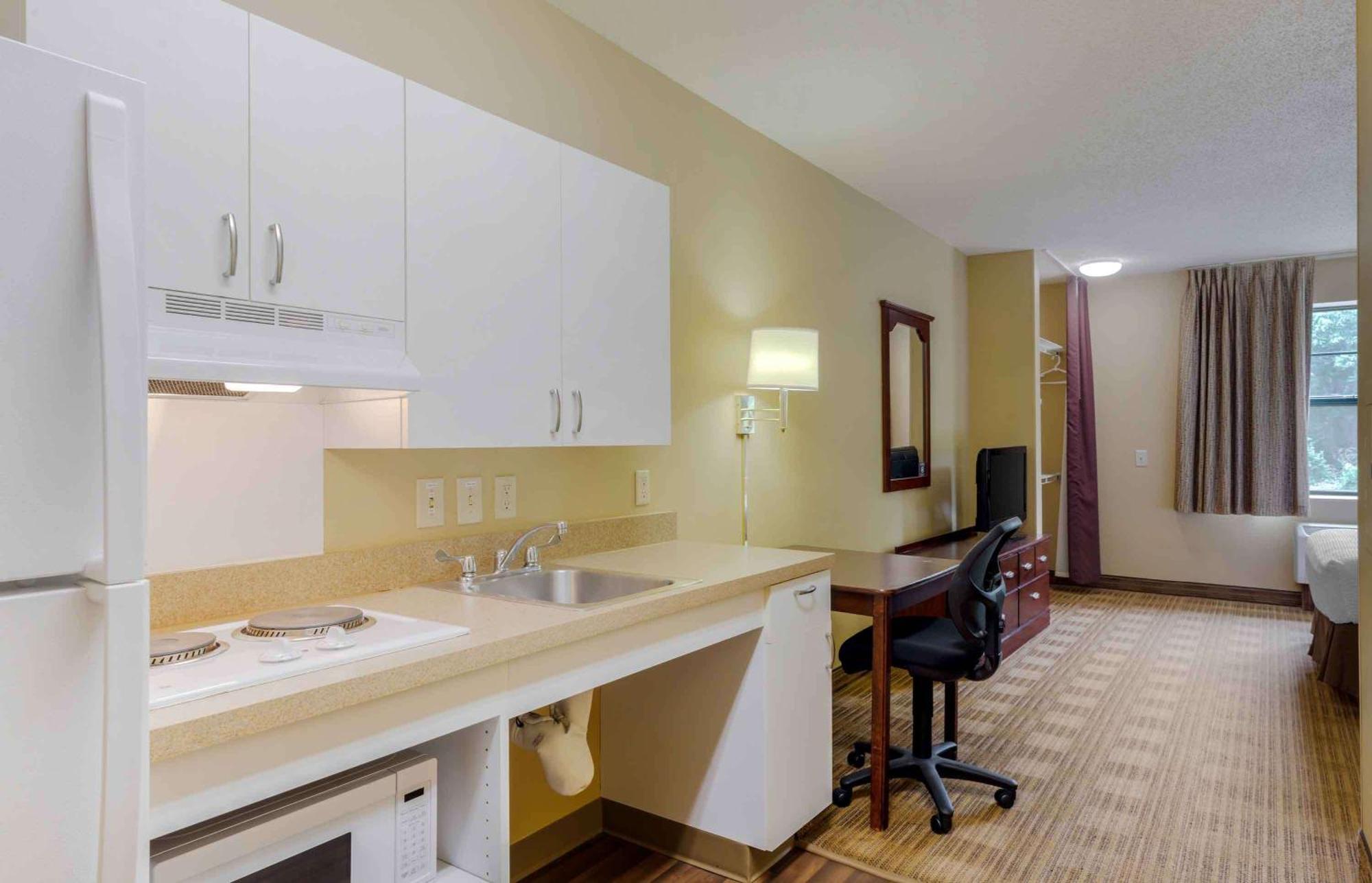 Extended Stay America - Providence - West Warwick Экстерьер фото